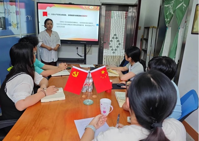 dbb013d6556caa20a3eefc725ac15d08-sz_241367